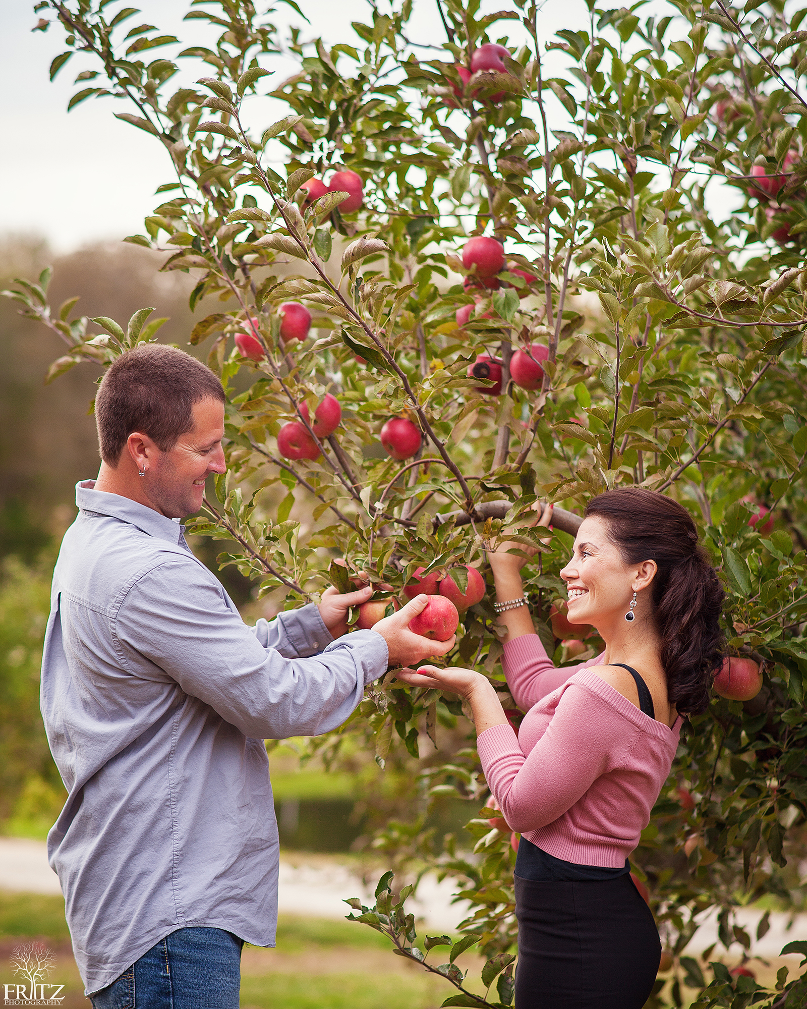 Rose Orchard Engagement Session - Fall Engagement Session - Fritz Photography